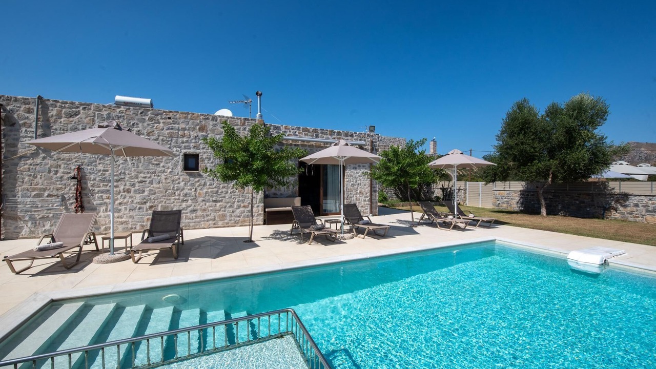 Photo of Outdoor in Monopari
