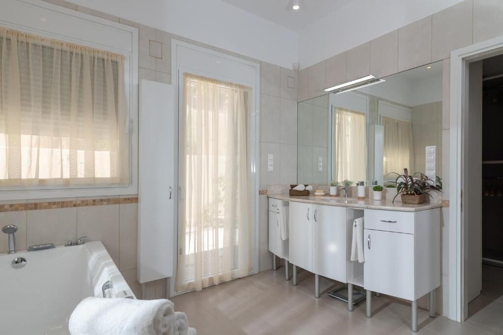 Photo of Bathroom in Koutsounari