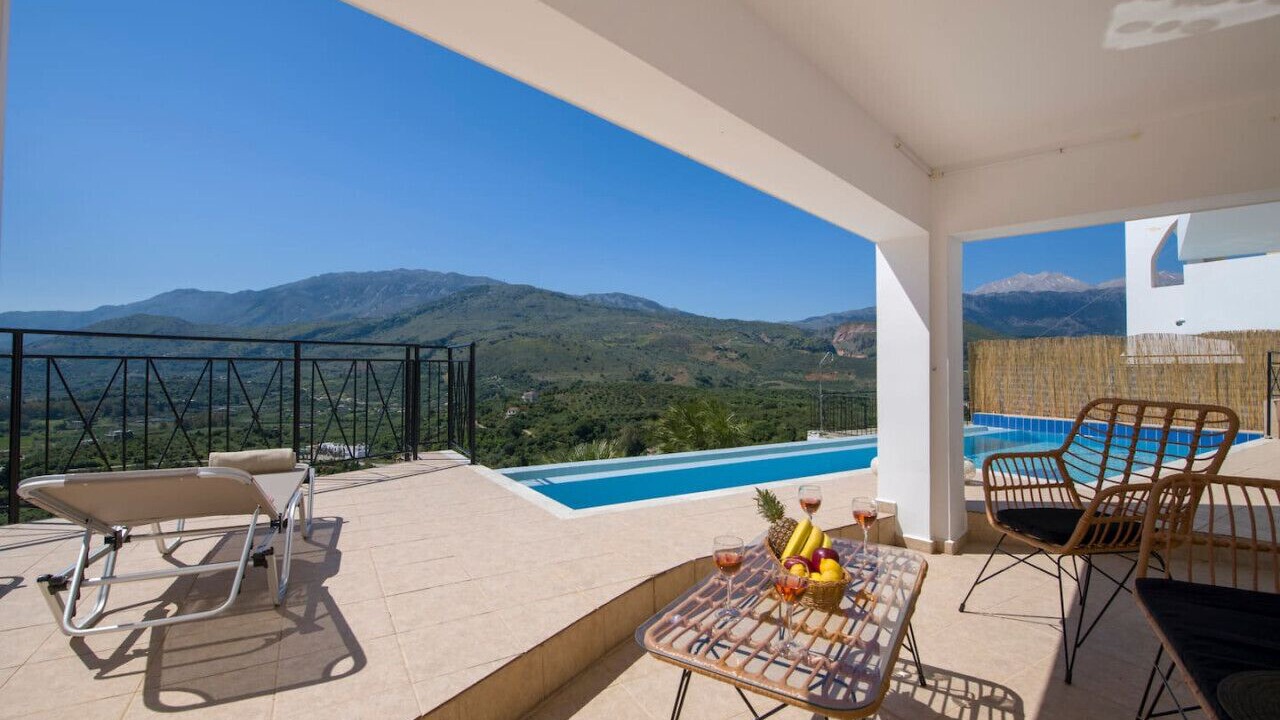 Photo of Outdoor in Exopoli