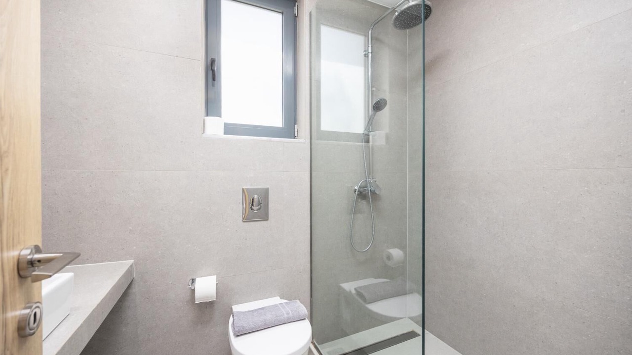 Photo of Bathroom in Petaloudes