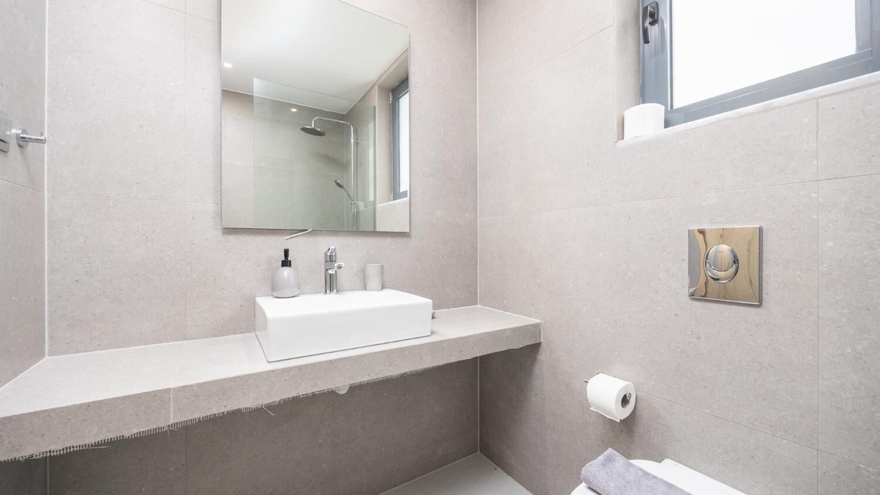 Photo of Bathroom in Petaloudes