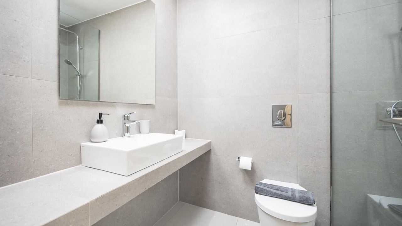 Photo of Bathroom in Petaloudes