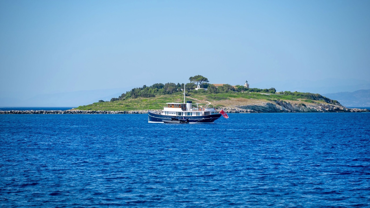 Photo of Others in Gaios