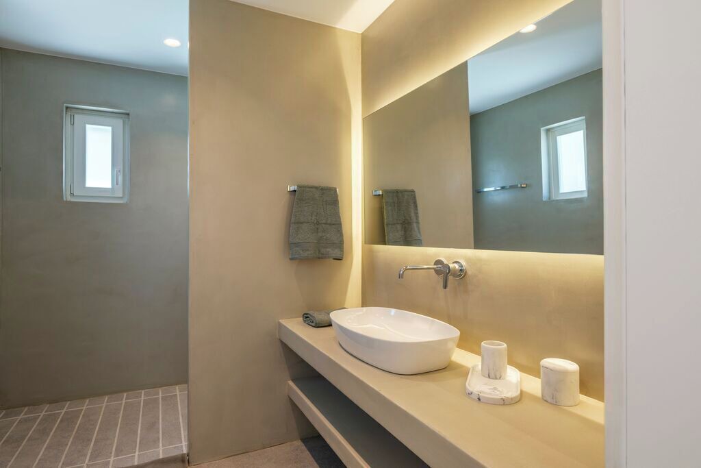 Photo of Bathroom in Faros Armenistis