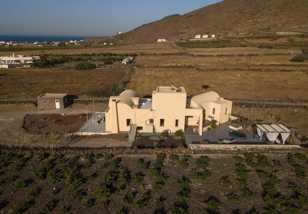 Photo of Outdoor in Kamari