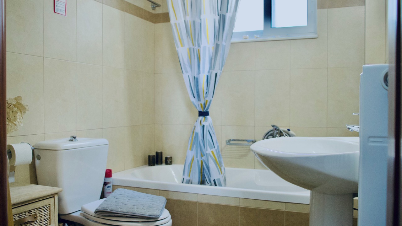 Photo of Bathroom in Mesolongi