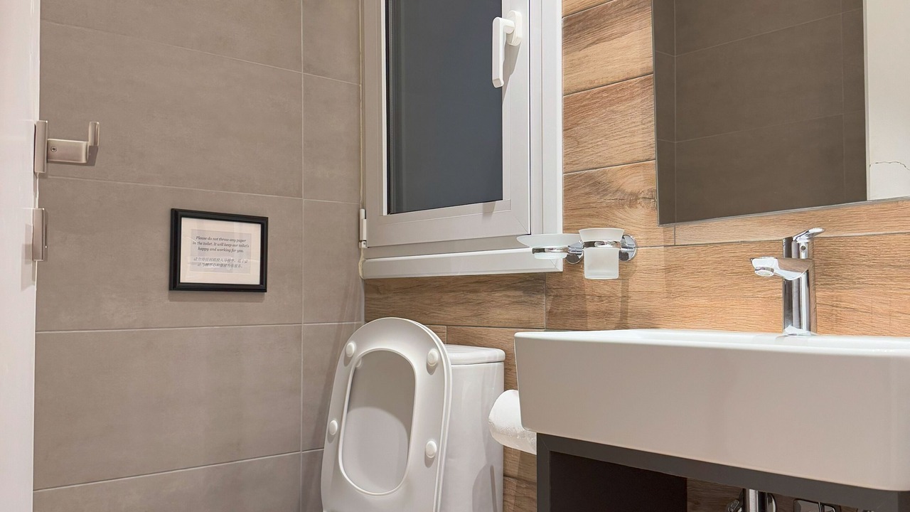 Photo of Bathroom in Mousio