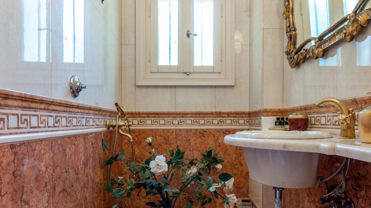 Photo of Bathroom in Skotino