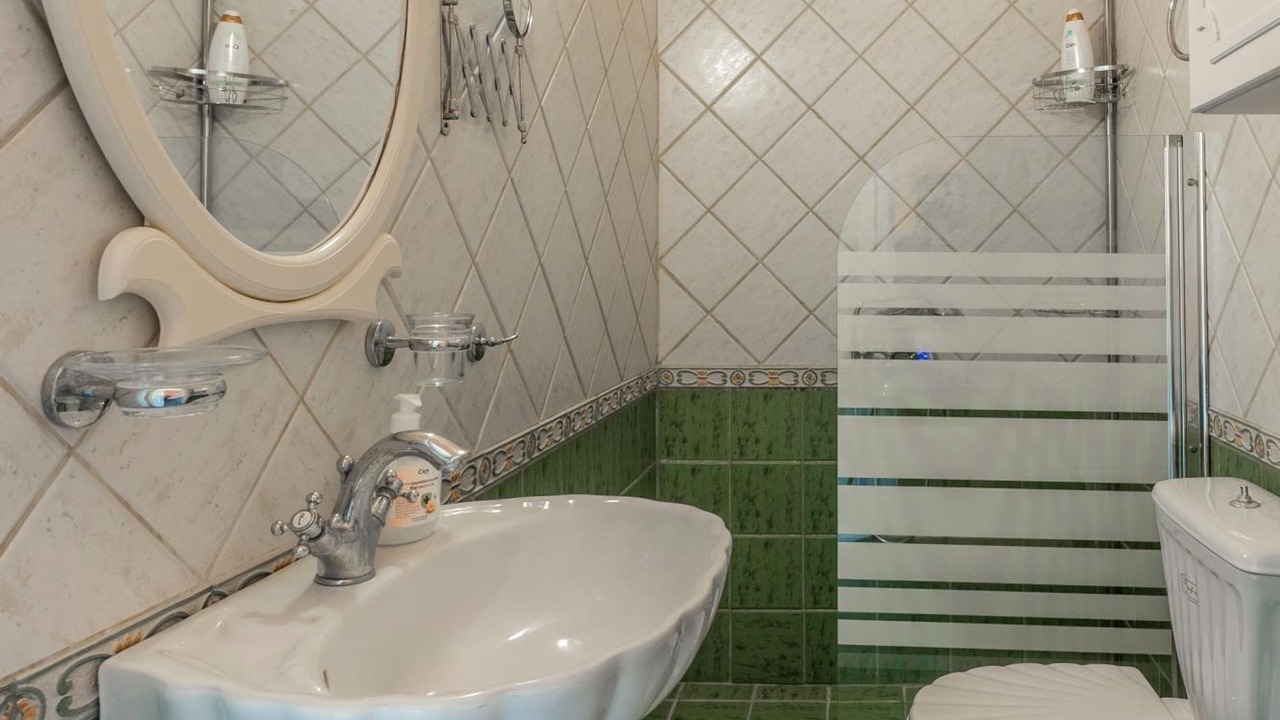 Photo of Bathroom in Skotino