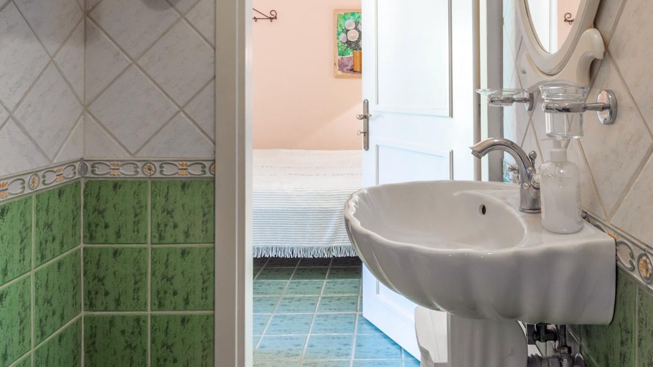 Photo of Bathroom in Skotino