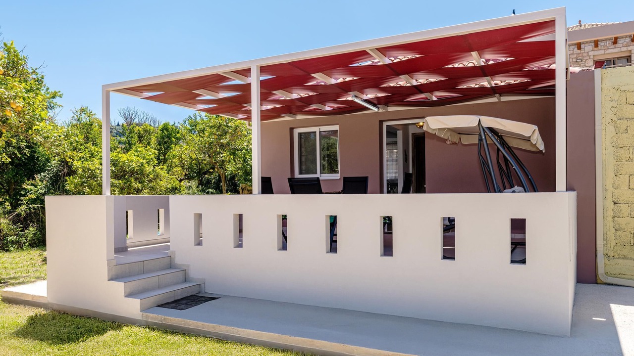 Photo of Patio Balcony in Xirokastello