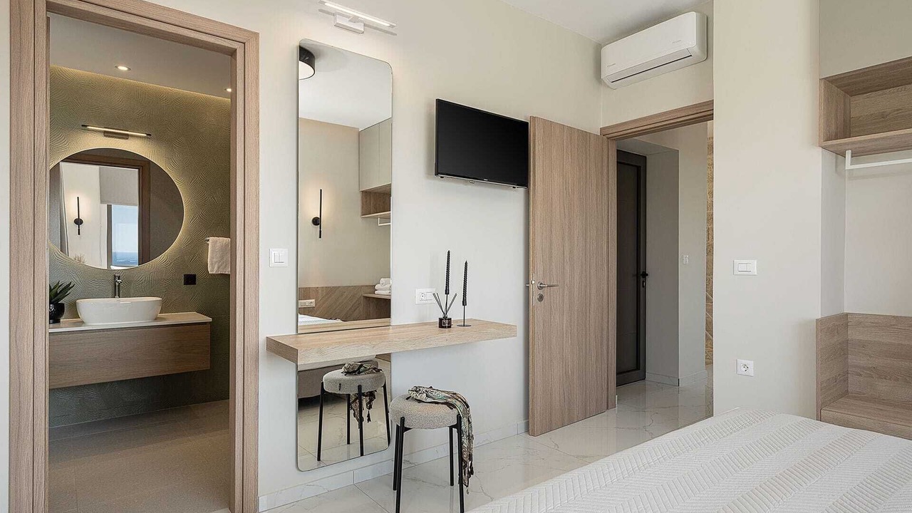 Photo of Bedroom in Limeniskos