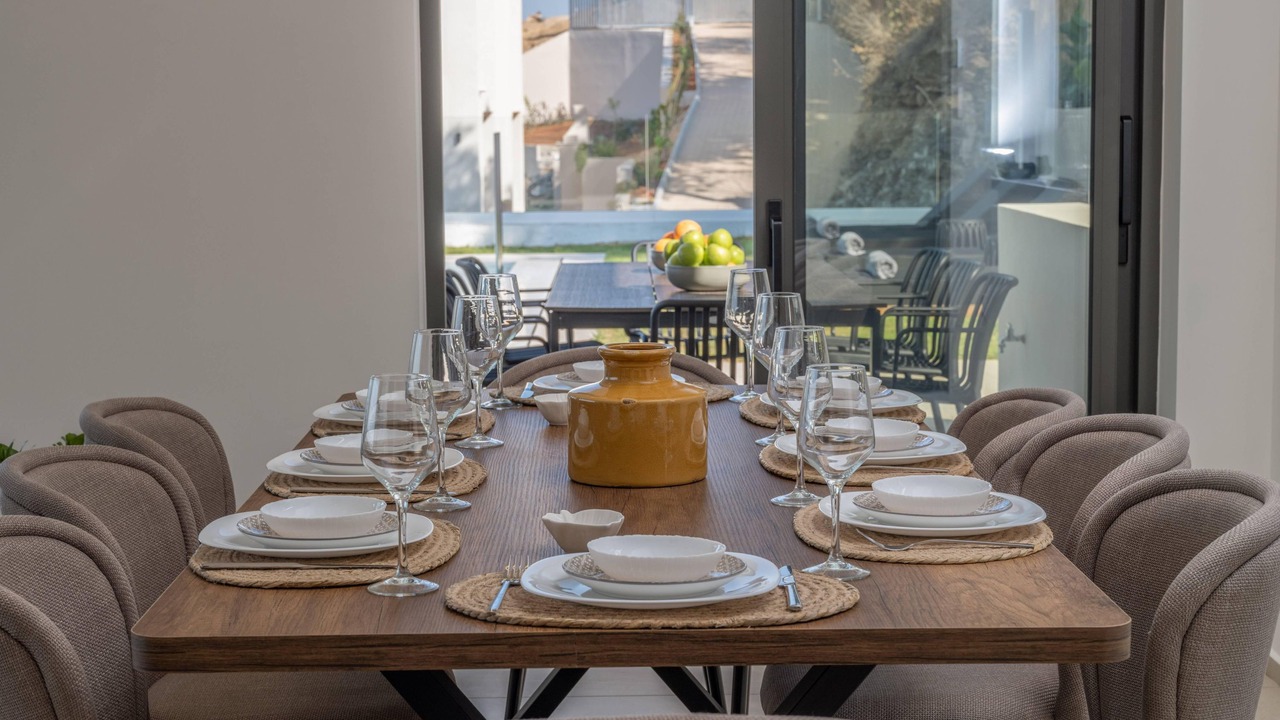 Photo of Others in Linoperamata