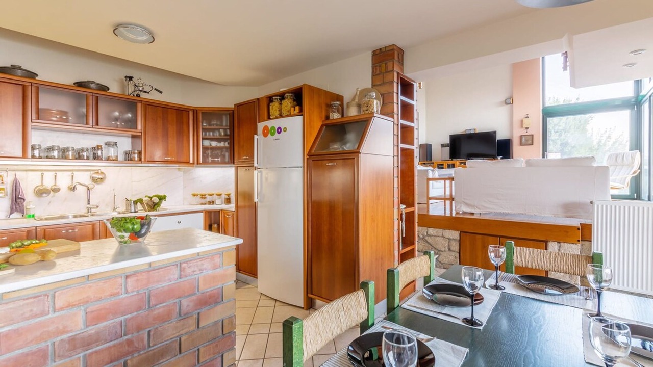 Photo of Others in Linoperamata