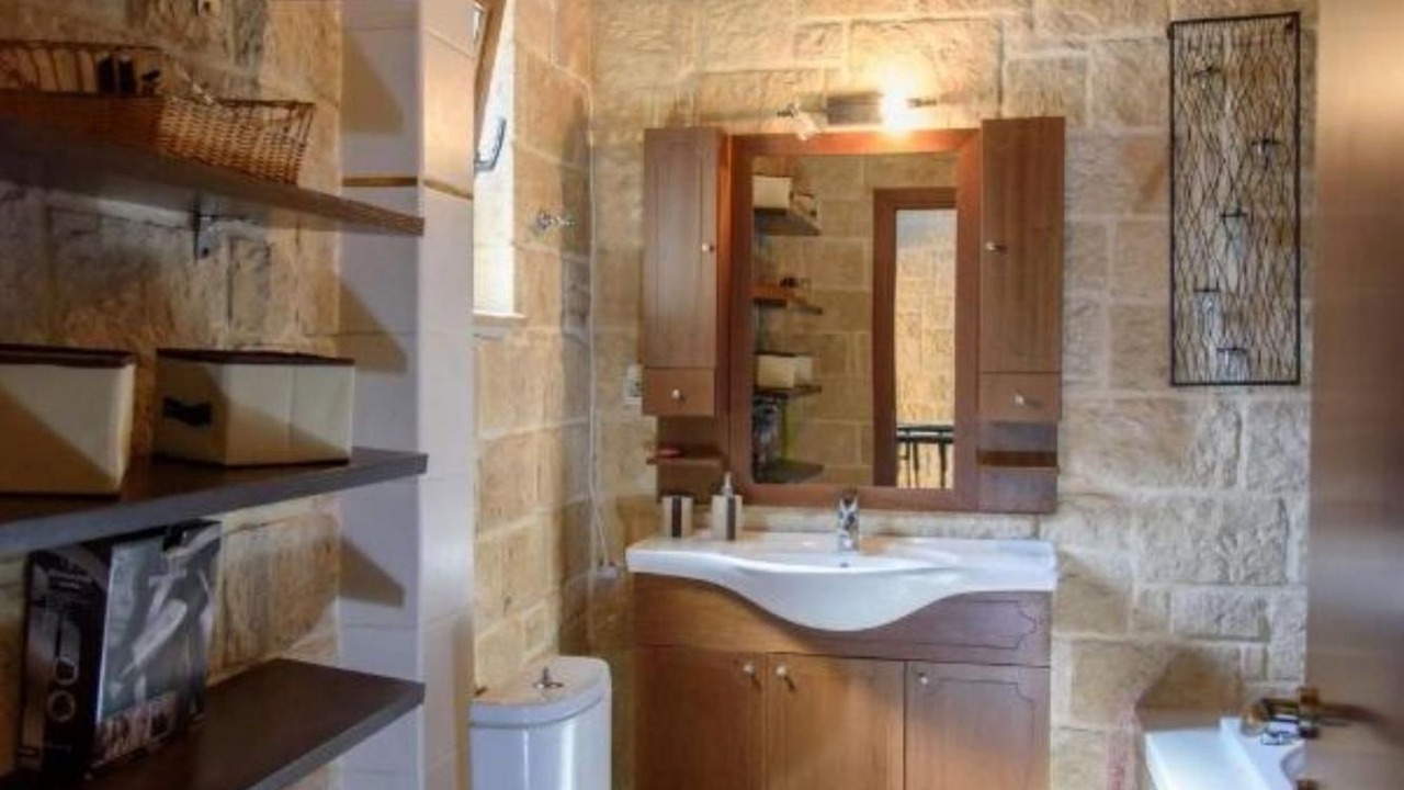 Photo of Bathroom in Old Hersonissos