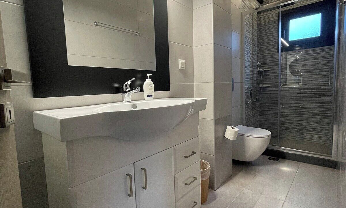 Photo of Bathroom in Kefalari