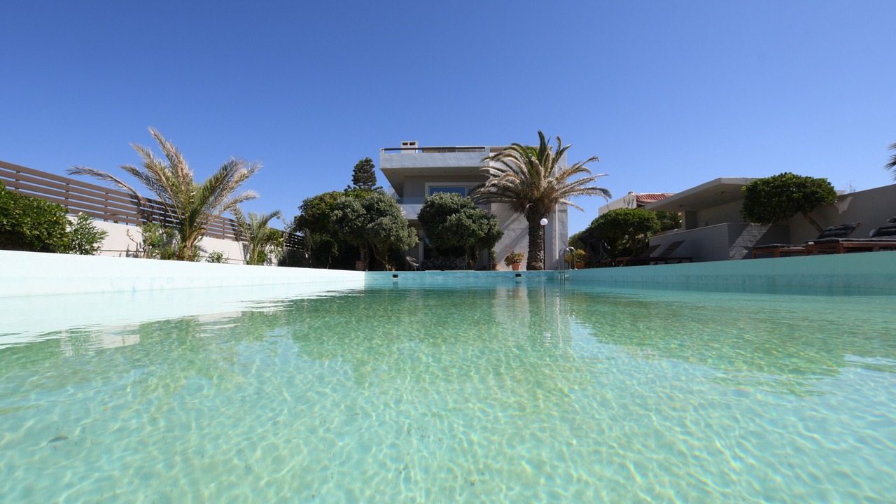 Photo of Outdoor in Aposelemis