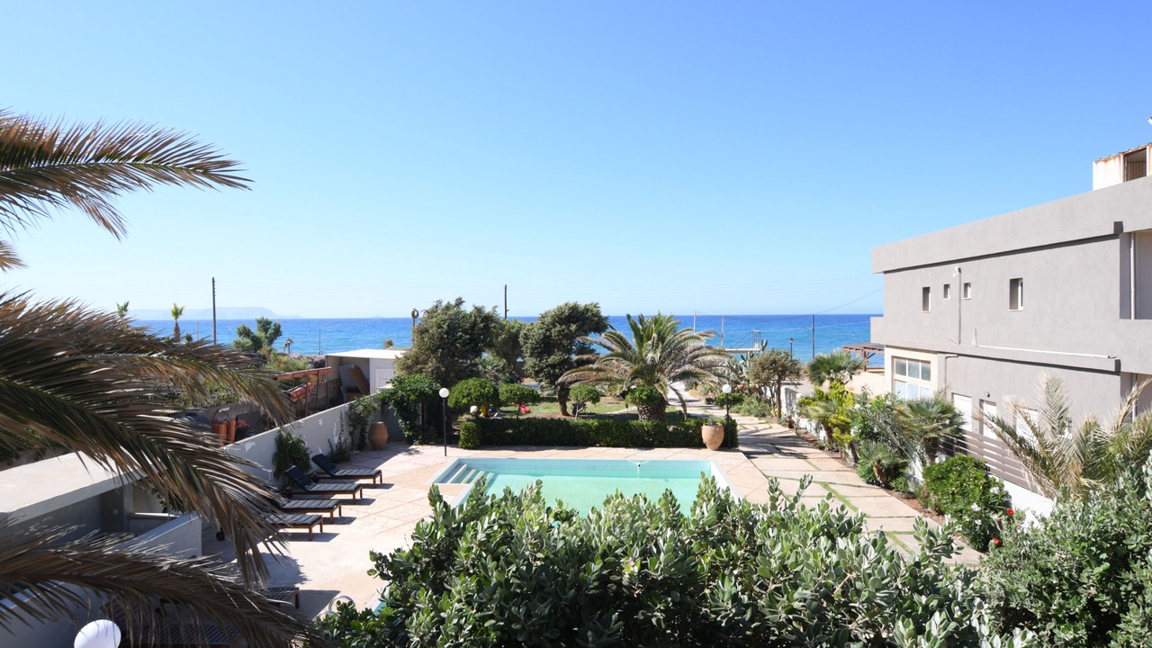 Photo of Outdoor in Aposelemis