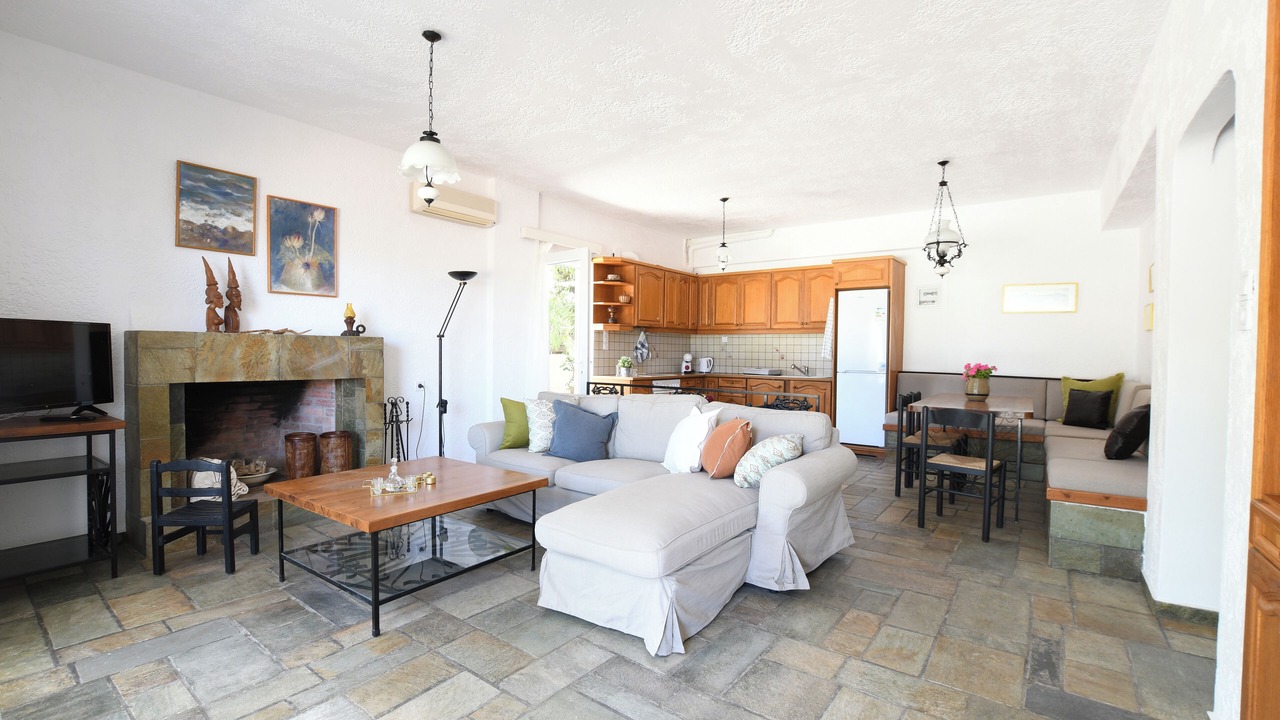 Photo of Livingroom in Aposelemis