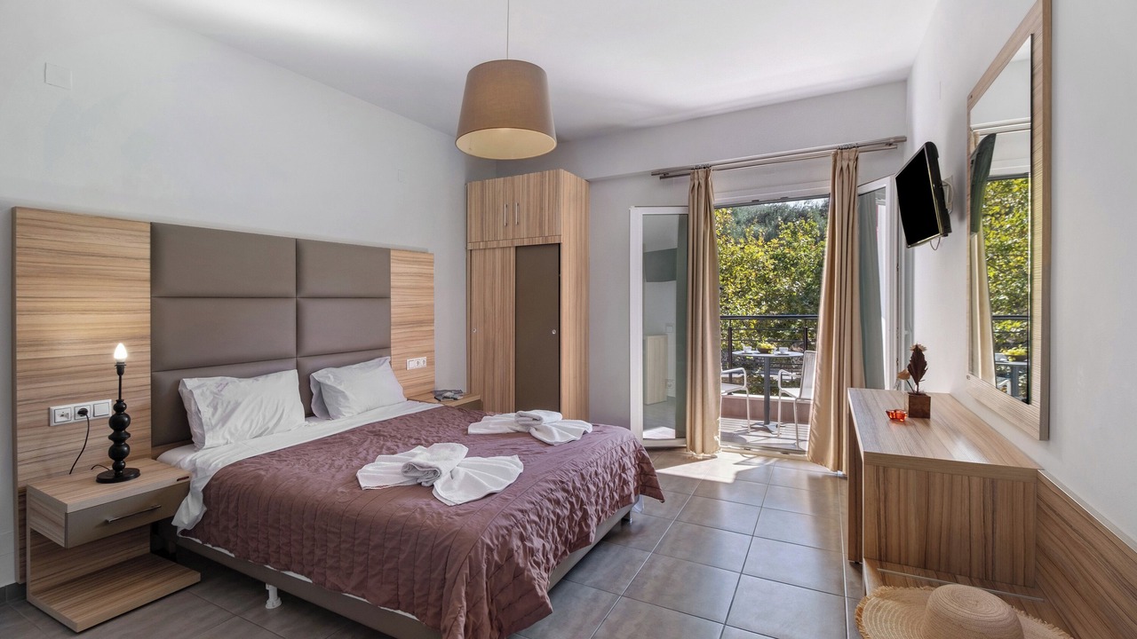Photo of Bedroom in Anthousa