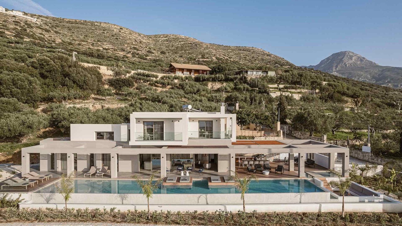 Photo of Others in Limeniskos