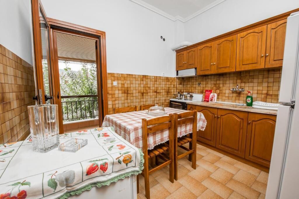 Photo of Kitchen in Thermi