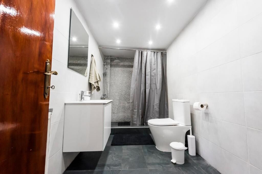Photo of Bathroom in Thermi