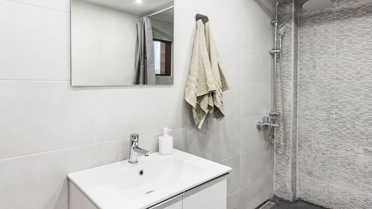 Photo of Bathroom in Thermi