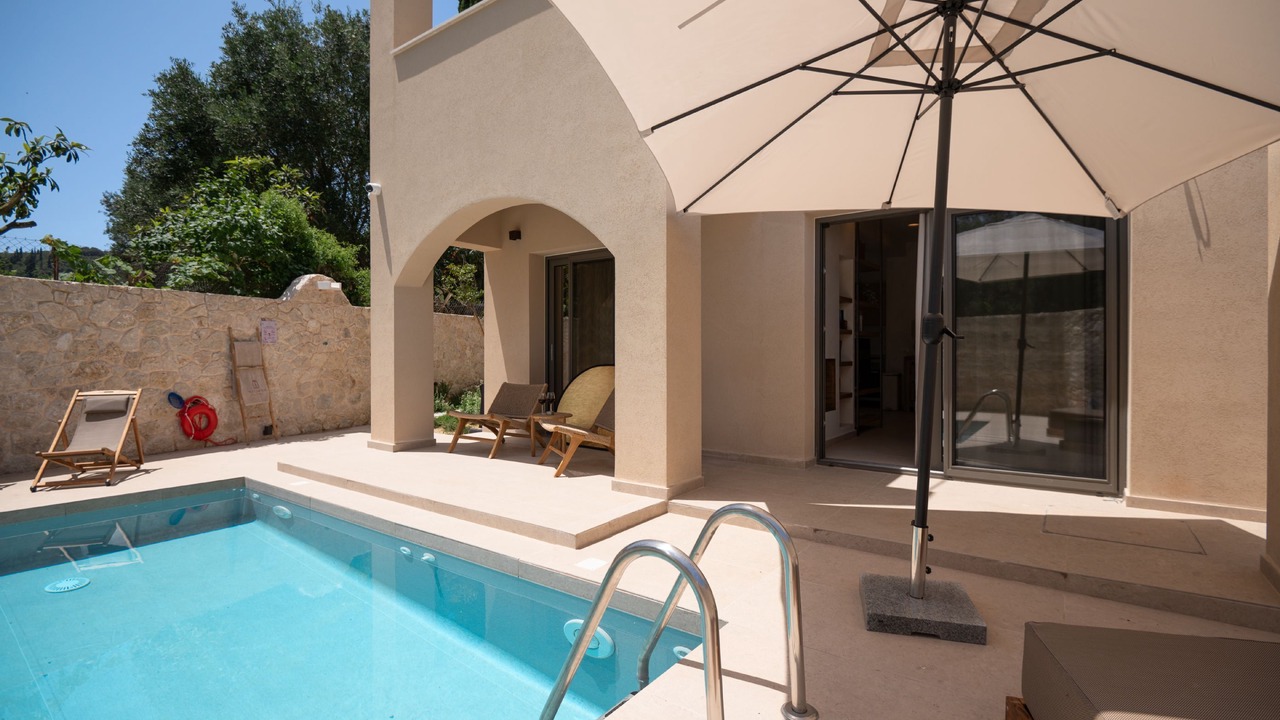 Photo of Outdoor in Kouramades