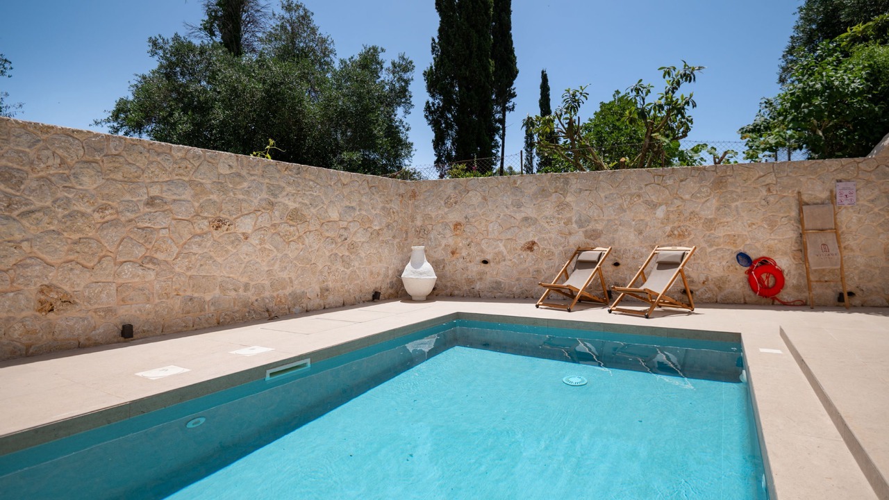 Photo of Outdoor in Kouramades