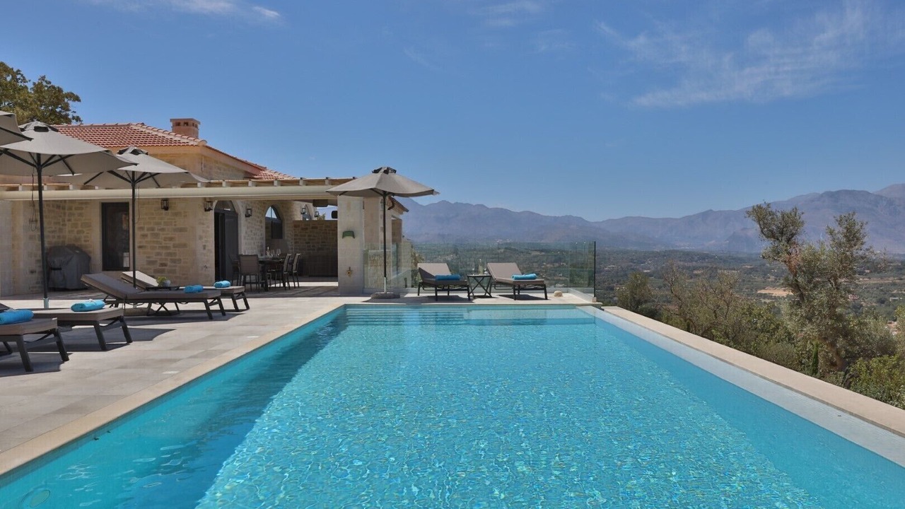 Photo of Outdoor in Monopari