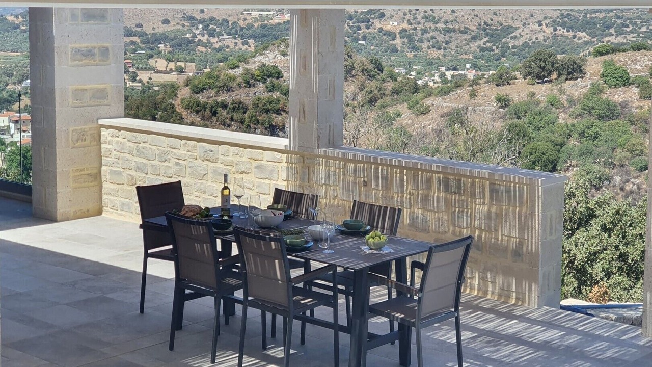 Photo of Outdoor in Monopari