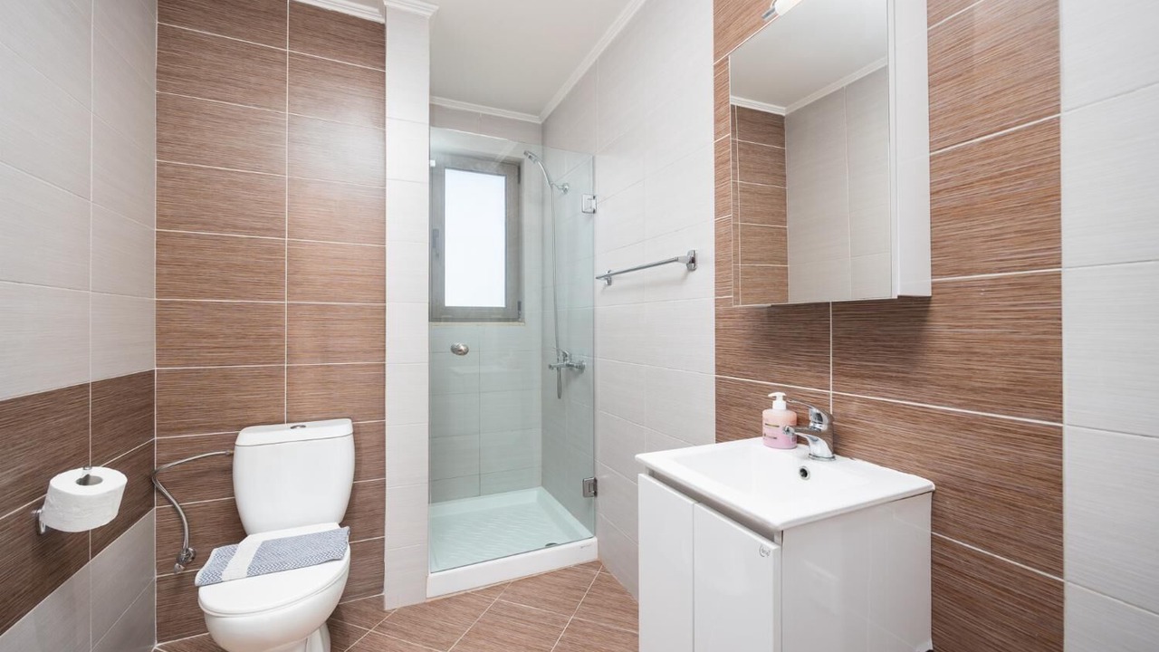 Photo of Bathroom in Gennadi