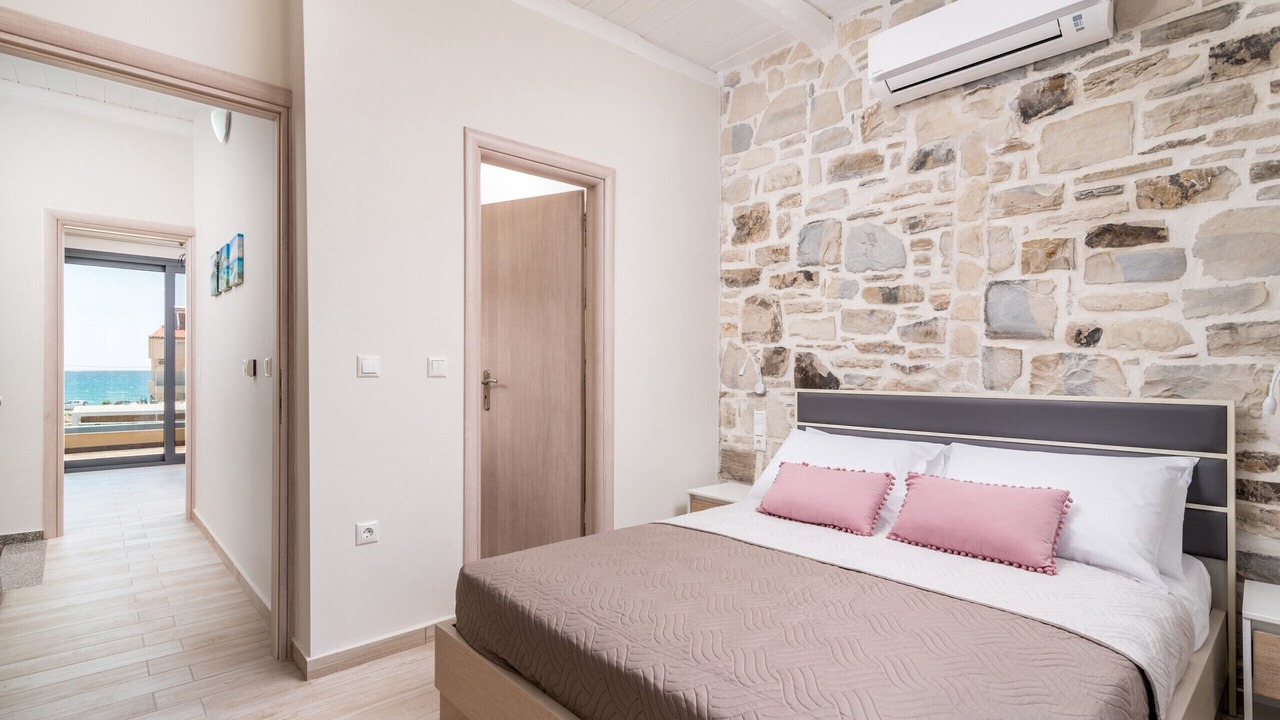 Photo of Bedroom in Kokinos Pirgos