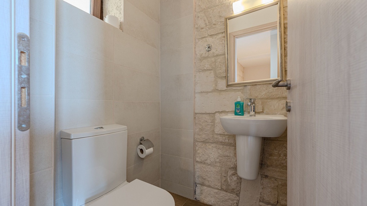 Photo of Bathroom in Kastri