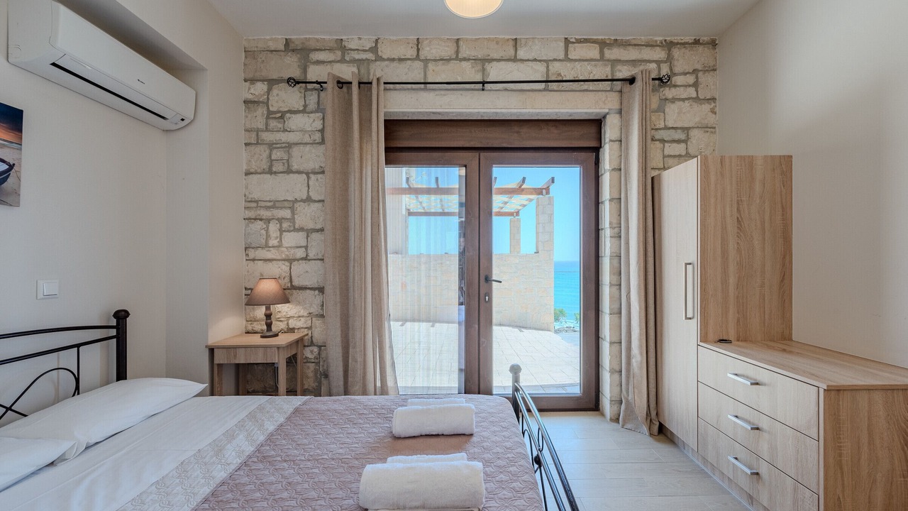 Photo of Bedroom in Kastri