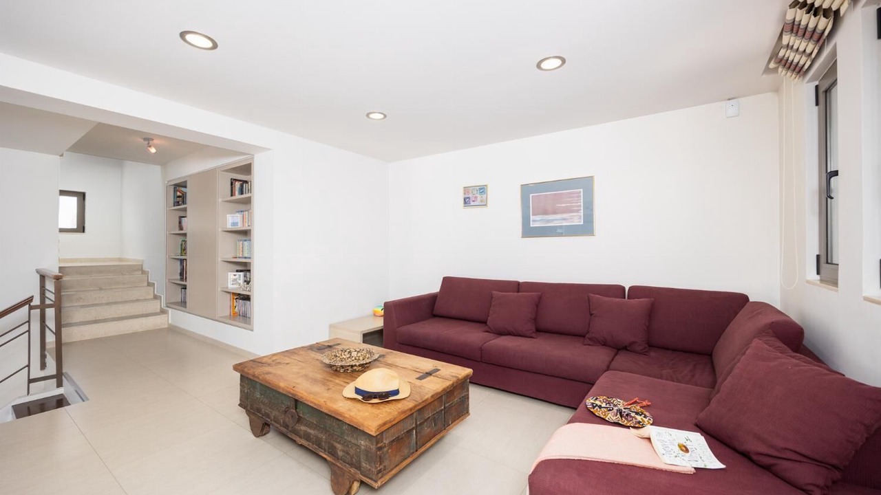 Photo of Livingroom in Gennadi