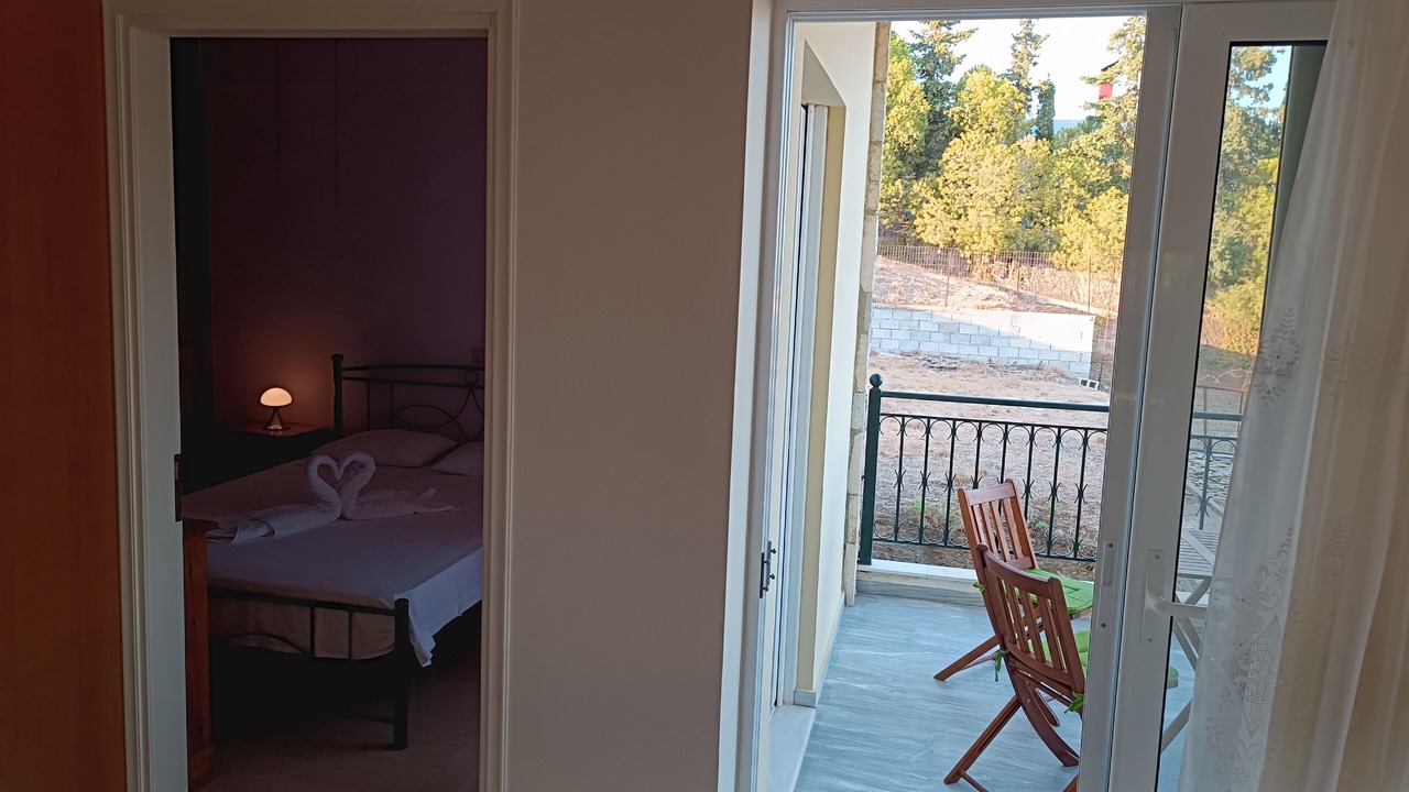 Photo of Bedroom in Lavreotiki