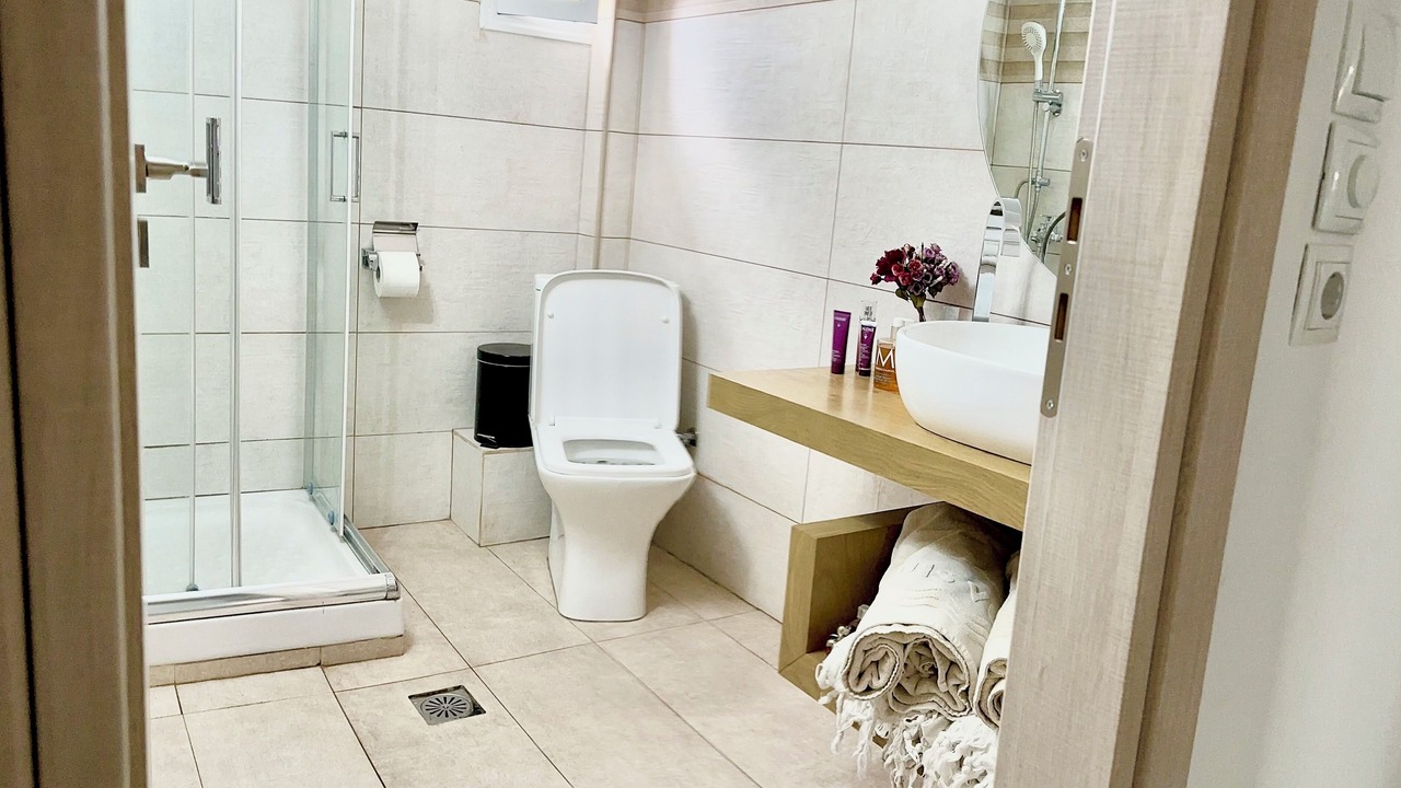 Photo of Bathroom in Evosmos