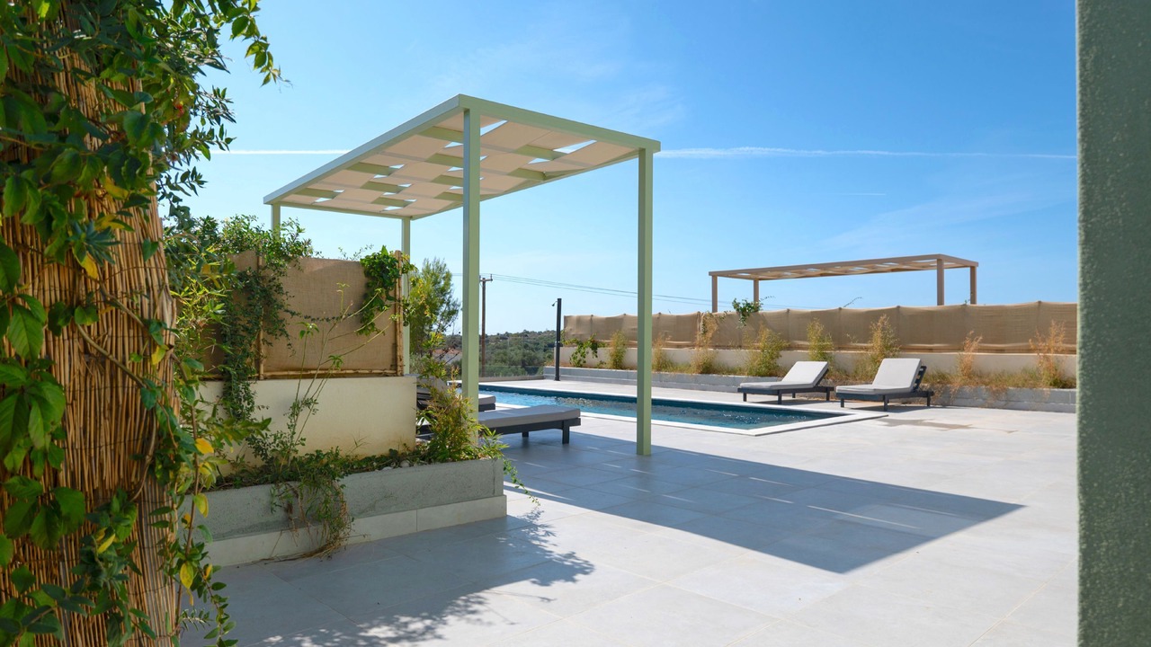 Photo of Outdoor in Karavados