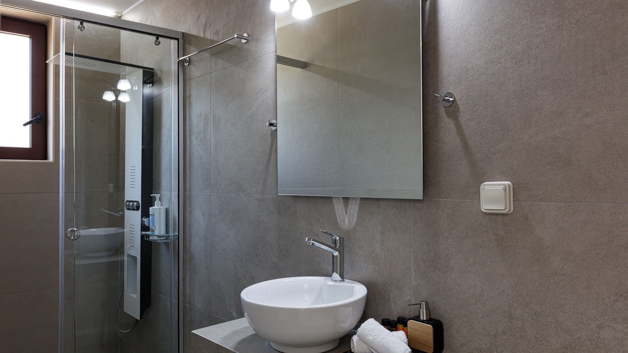 Photo of Bathroom in Monopari