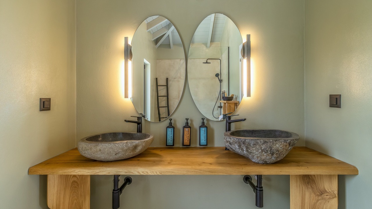 Photo of Bathroom in Tzamarelata
