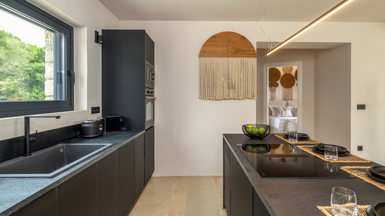 Photo of Kitchen in Tzamarelata