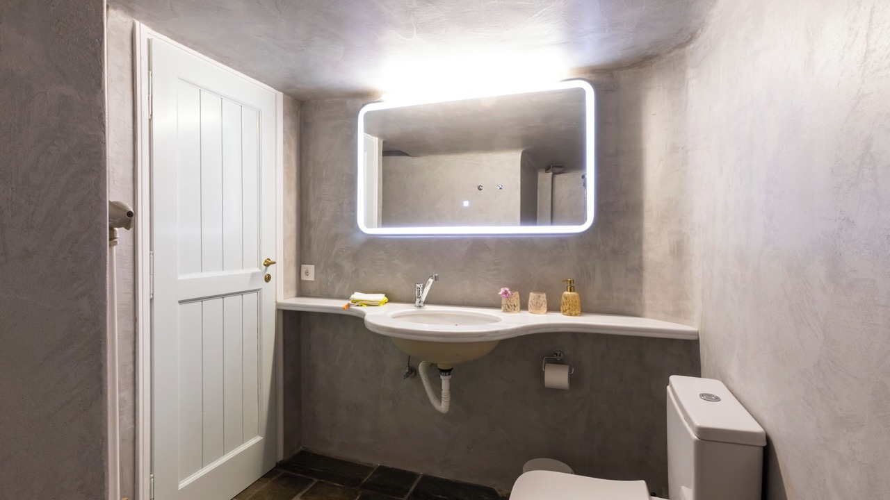 Photo of Bathroom in Vouliagmeni