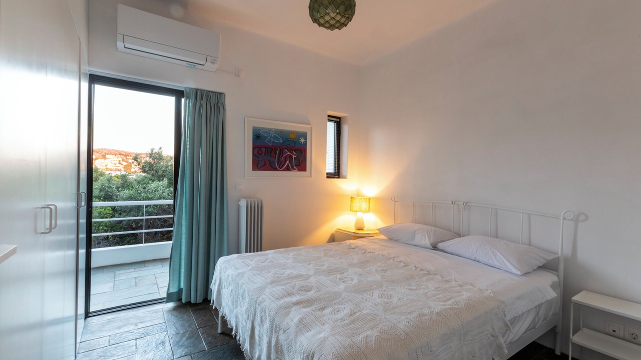 Photo of Bedroom in Vouliagmeni