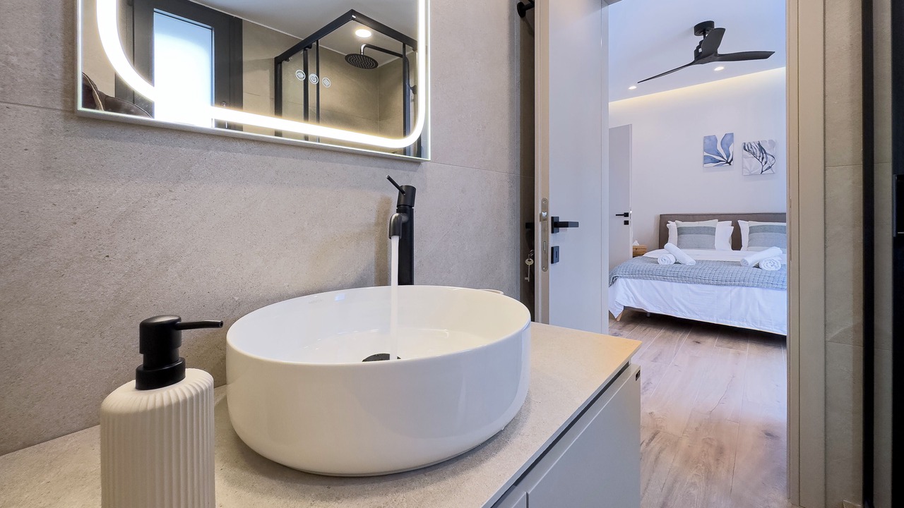 Photo of Bathroom in Voula