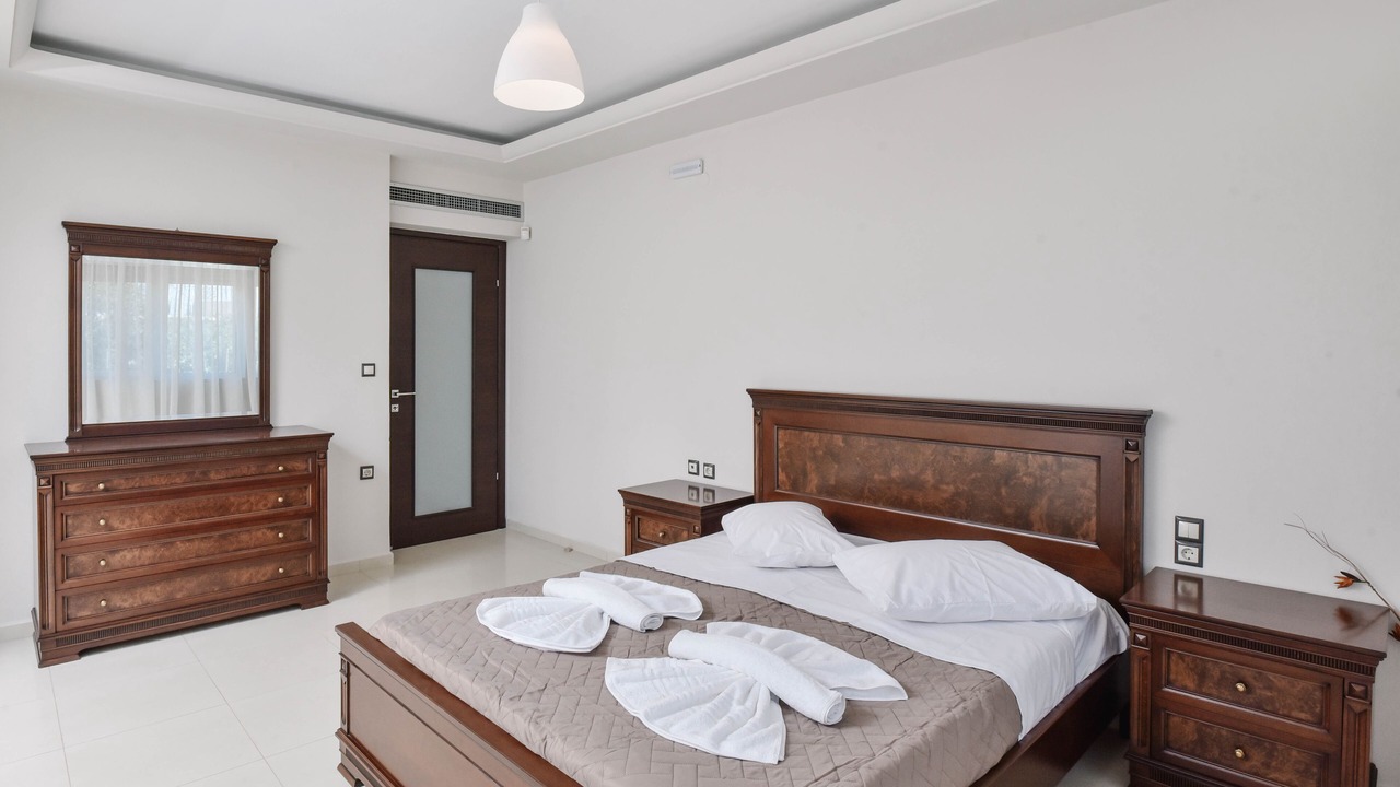 Photo of Bedroom in Kato Gouves