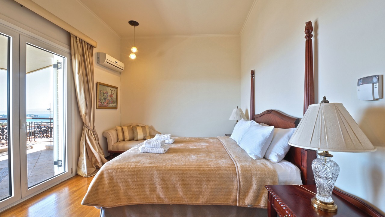 Photo of Bedroom in Voula