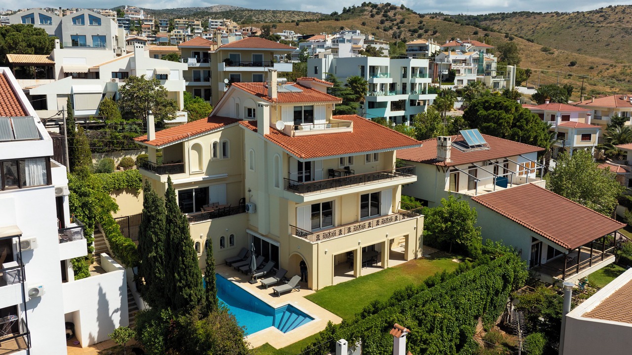 Photo of Outdoor in Voula