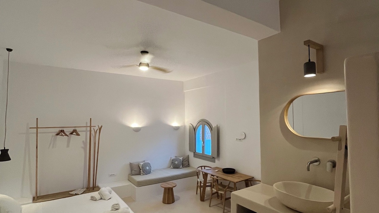 Photo of Bathroom in Ios